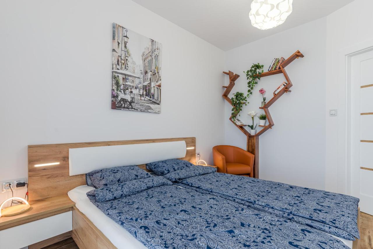 Apartament Port Apartment Gdynia Bagian luar foto